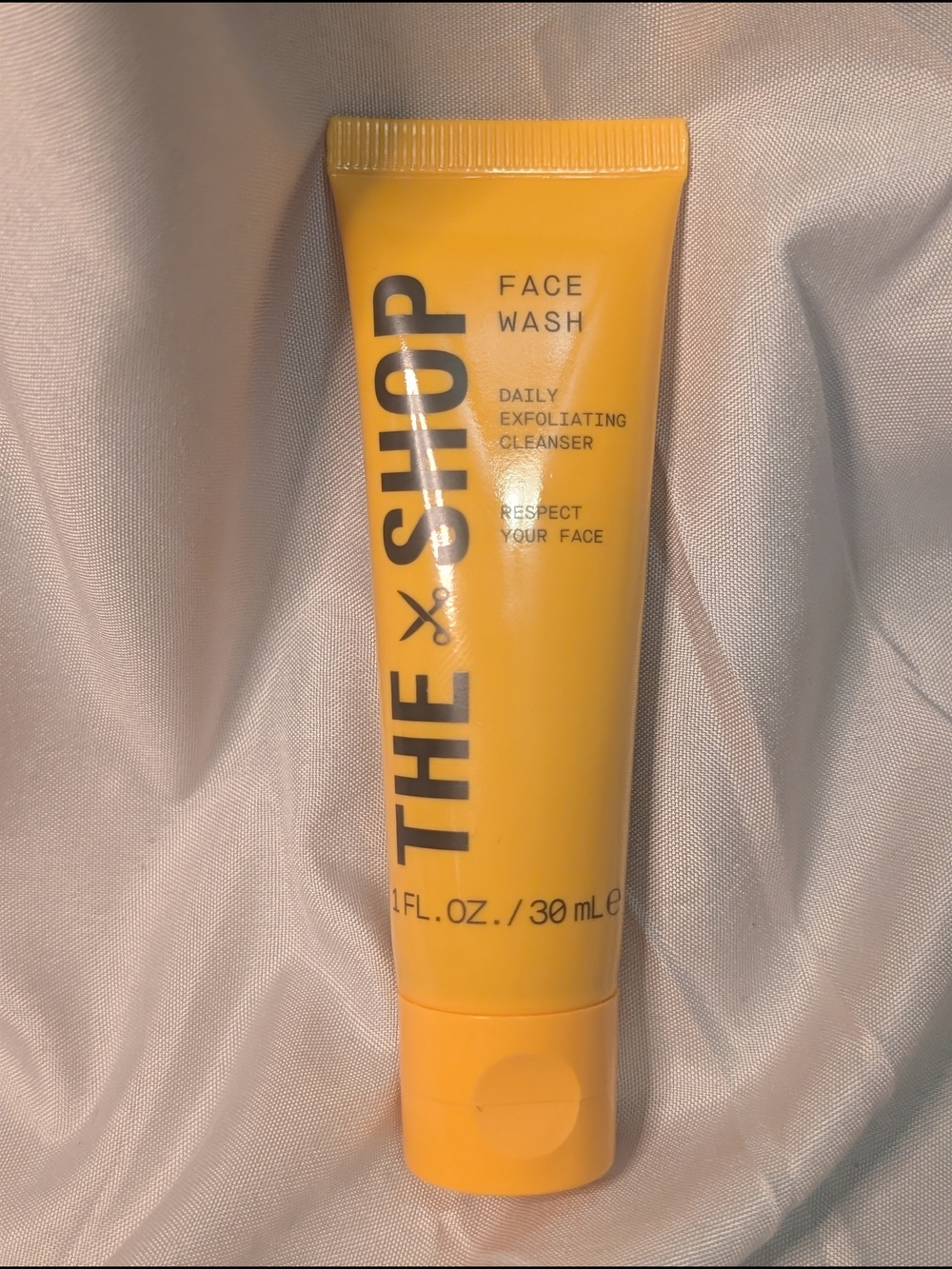 Daily Exfoliating Face Wash - Yellow
